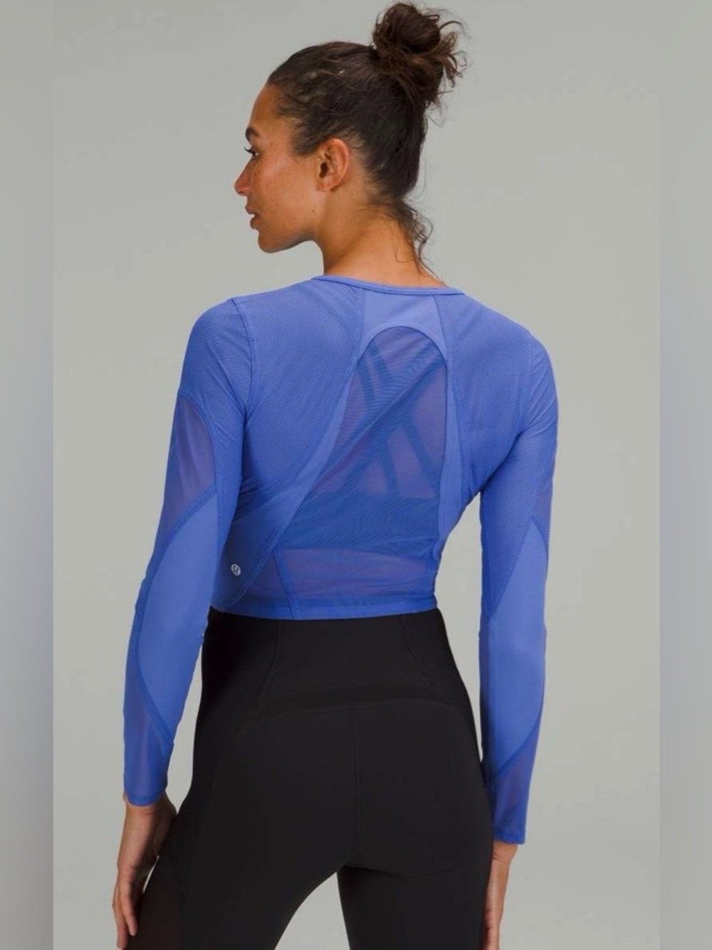 NEW NWOT WOMENS Sz 6 SMALL LULULEMON CROPPED MESH PANELLED SHIRT TOP WILD INDIGO - Picture 2 of 7